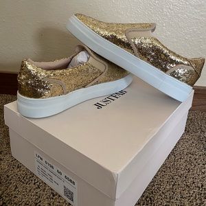 JustFab Size 10 Womens Slip on Sneakers Color: Champagne Block